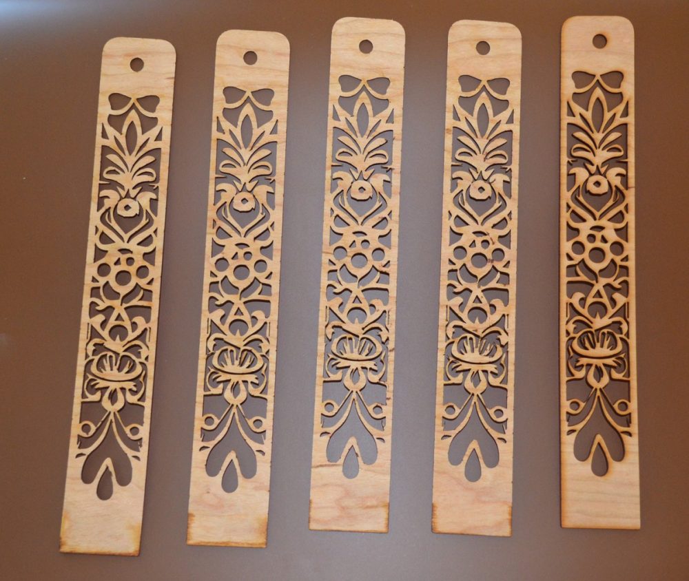 Bookmarks - Wood - Image 2